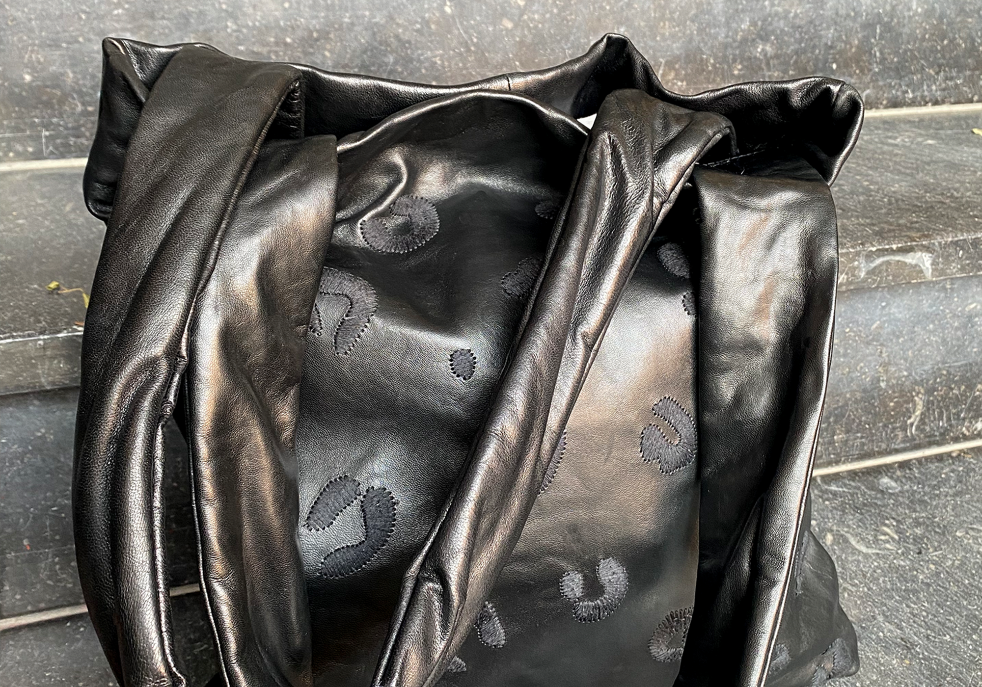 Gaya Shopper - Historien bag designet