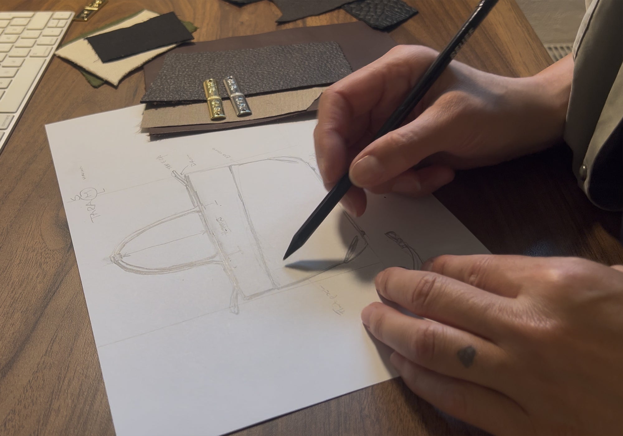 Hymness DNA - historien bag det genkendelige design
